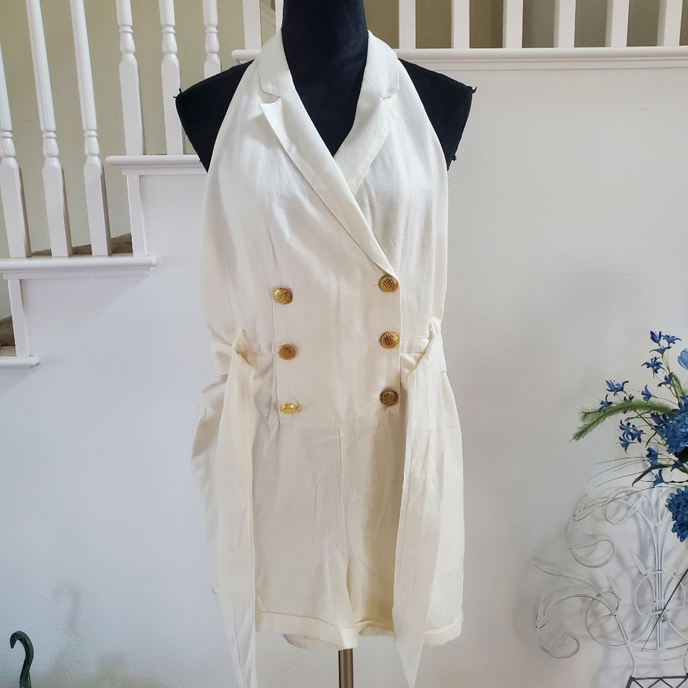 Venus - Casual V Neck - Open Back Dress/Skort